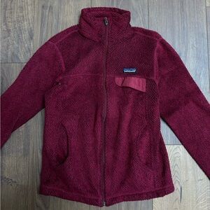 Patagonia Burgundy Women’s Zip-Up Fleece Jacket